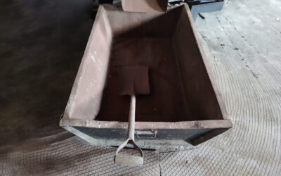 Carrello per la movimentazione della pasta di olive